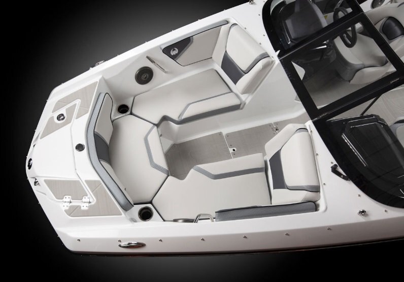 2026 Scarab 215 SE Crimson Red