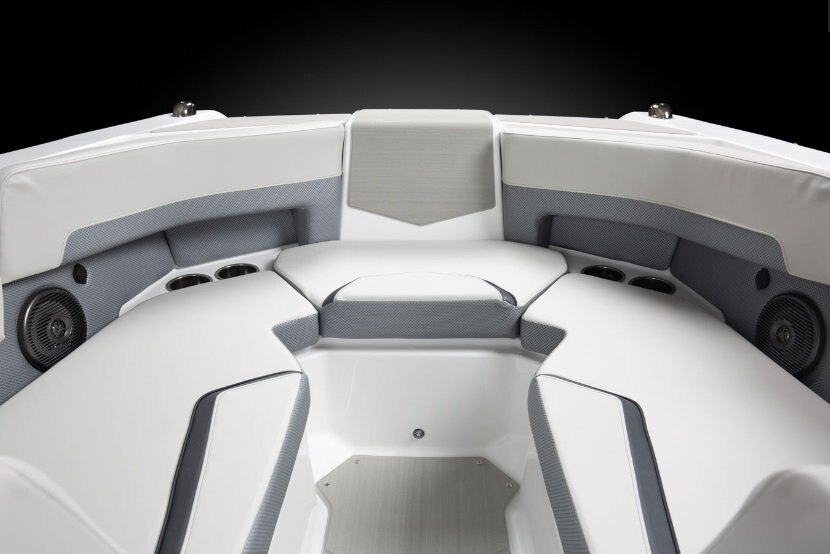 2026 Scarab 235 SE Crimson Red