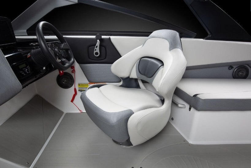 2026 Scarab 235 SE Pearl Gray