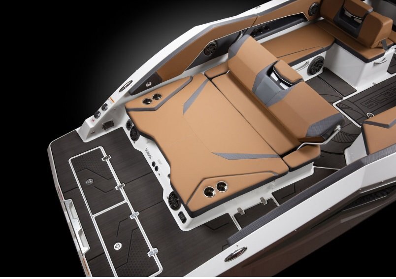 2026 Scarab 285 SE Pearl Gray