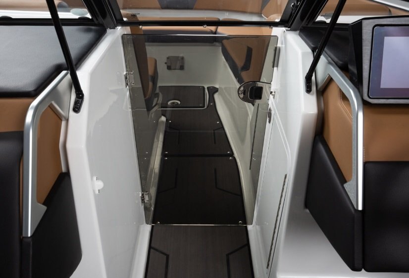 2026 Scarab 285 LX WAKE Black/Crimson Red