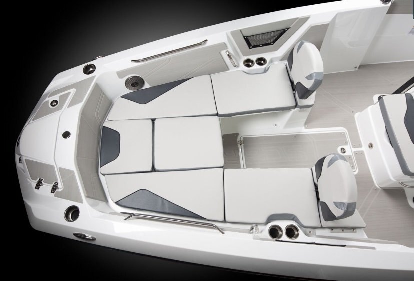 2026 Scarab 255 Open SE Liquid Blue