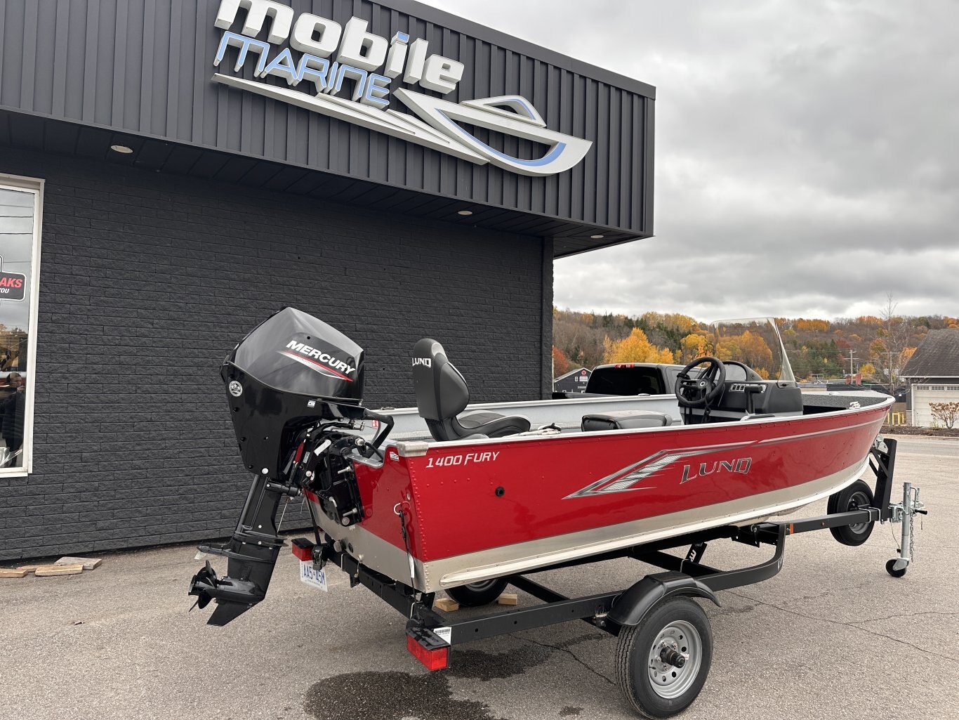 2025 LUND 1400 FURY