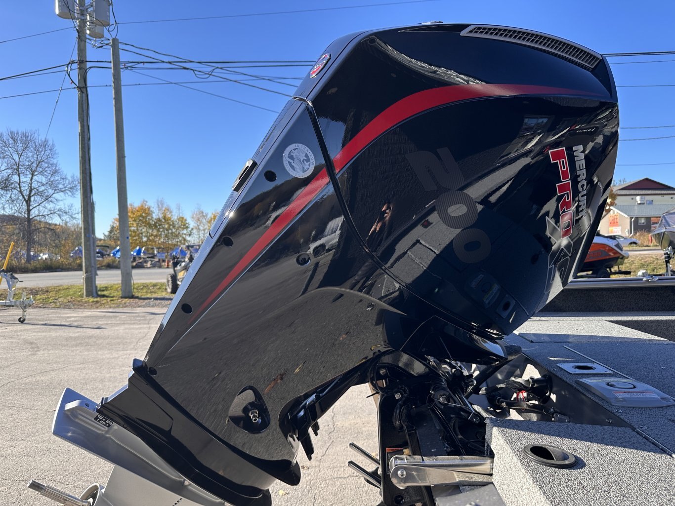 2026 LUND IMPACT XS 2075 MERCURY 200 PRO XS