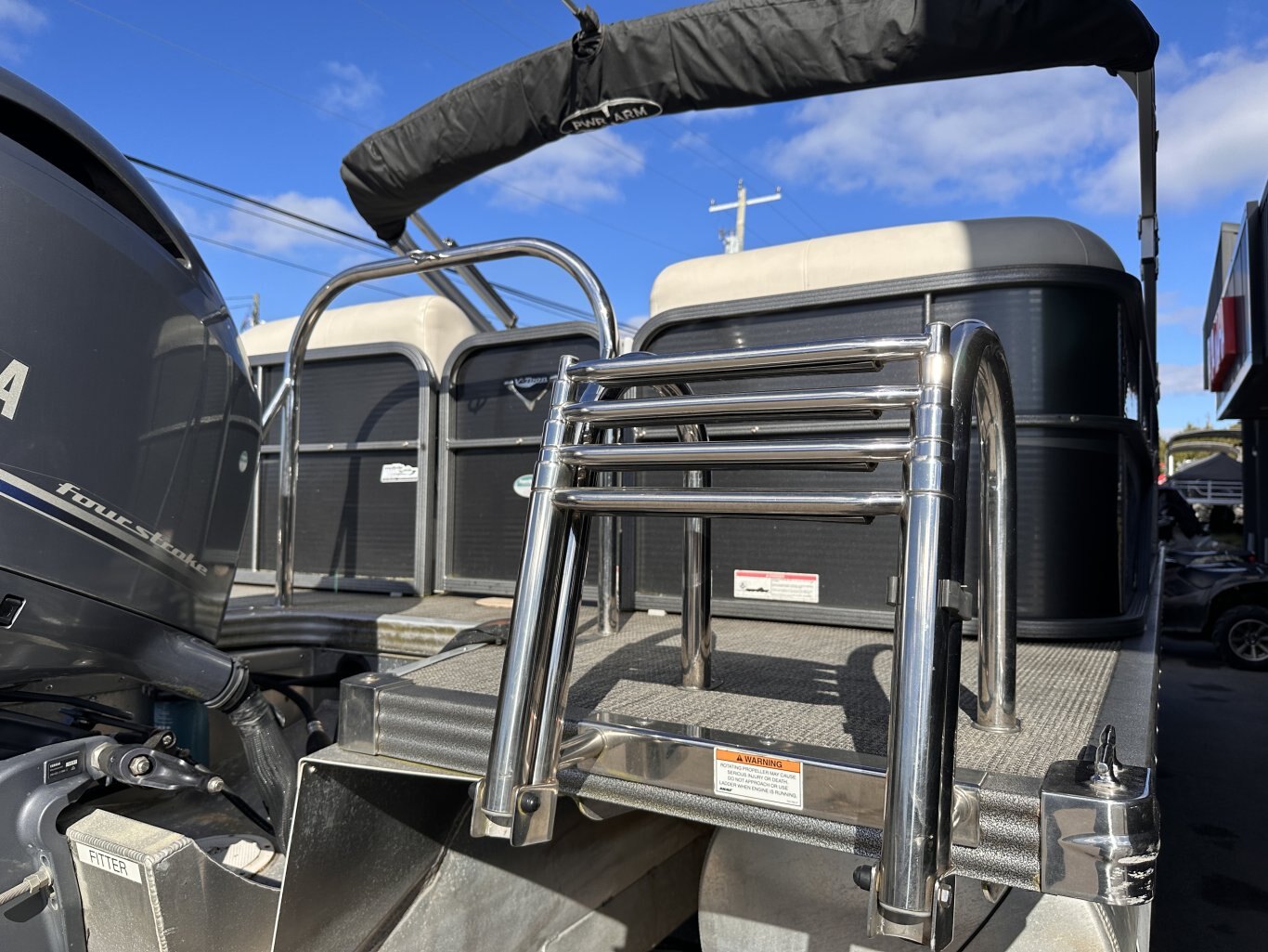 2017 MANITOU 23 OASIS