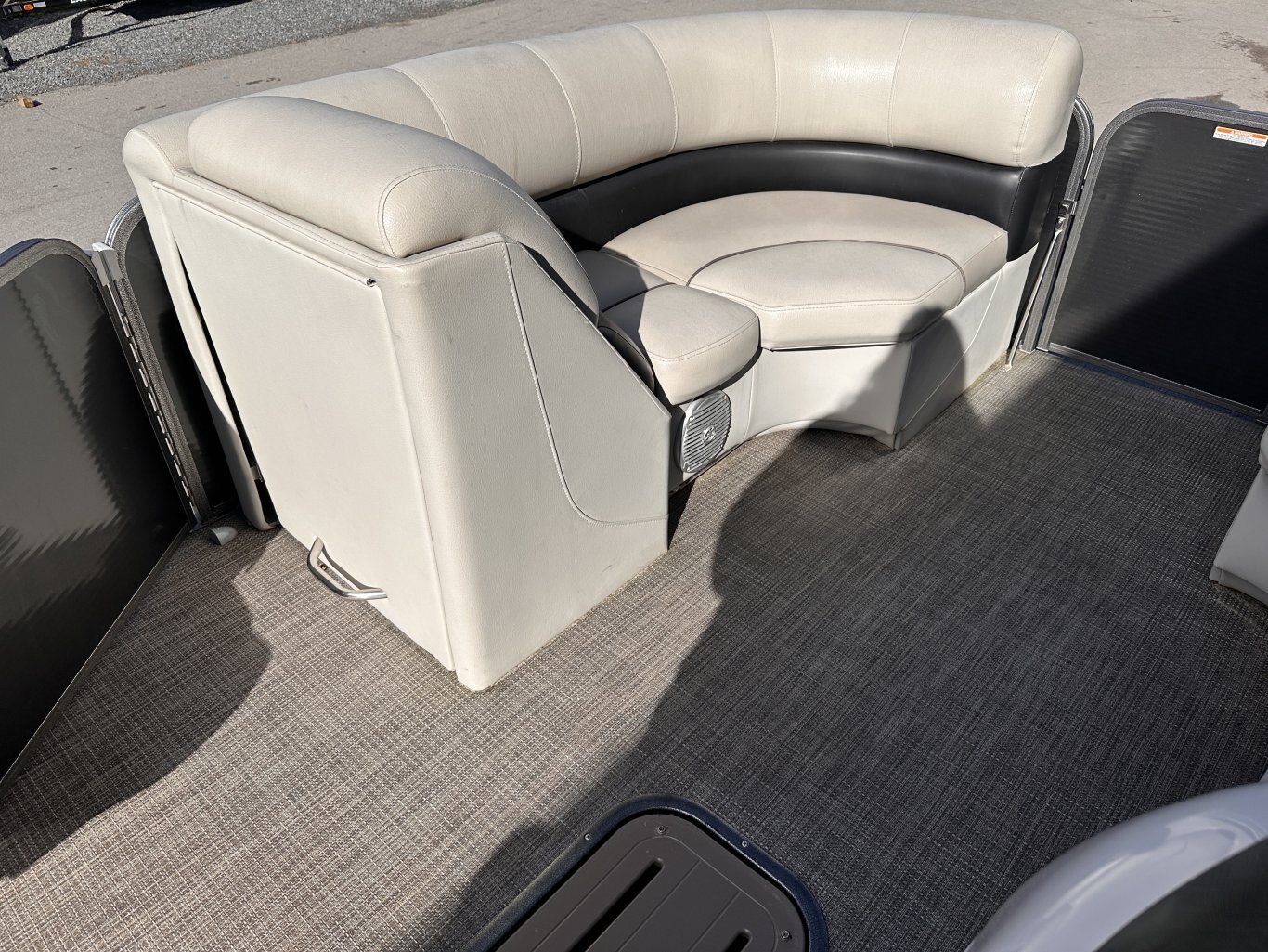 2017 MANITOU 23 OASIS