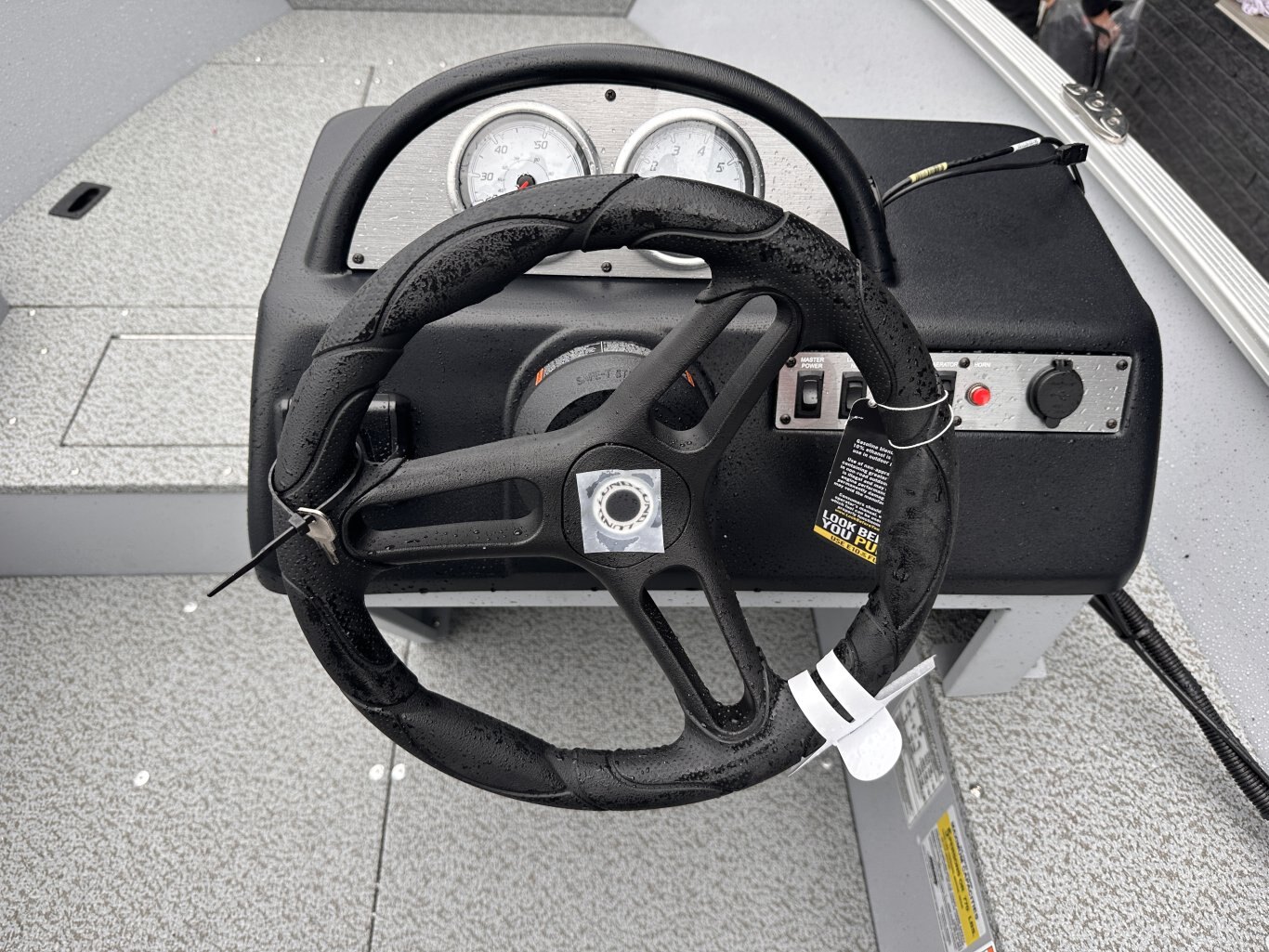 2026 Lund 1600 Fury SS MERCURY 30ELPT