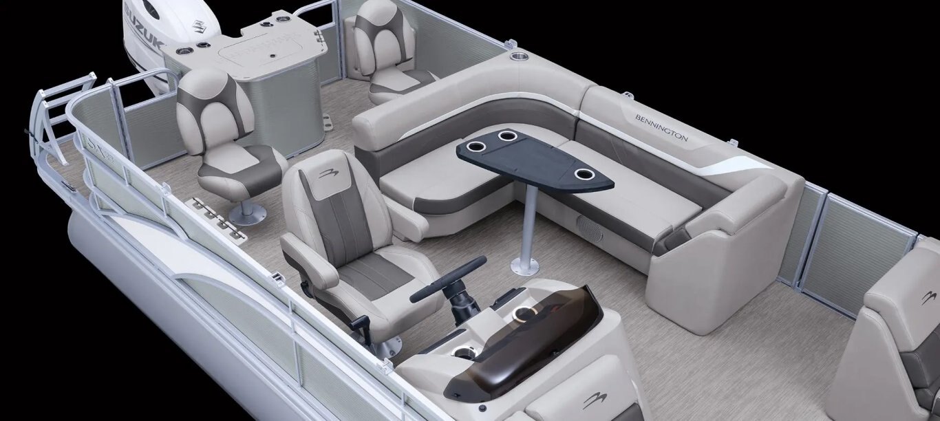 2026 Bennington SX Line 24 SX STERN LOUNGE