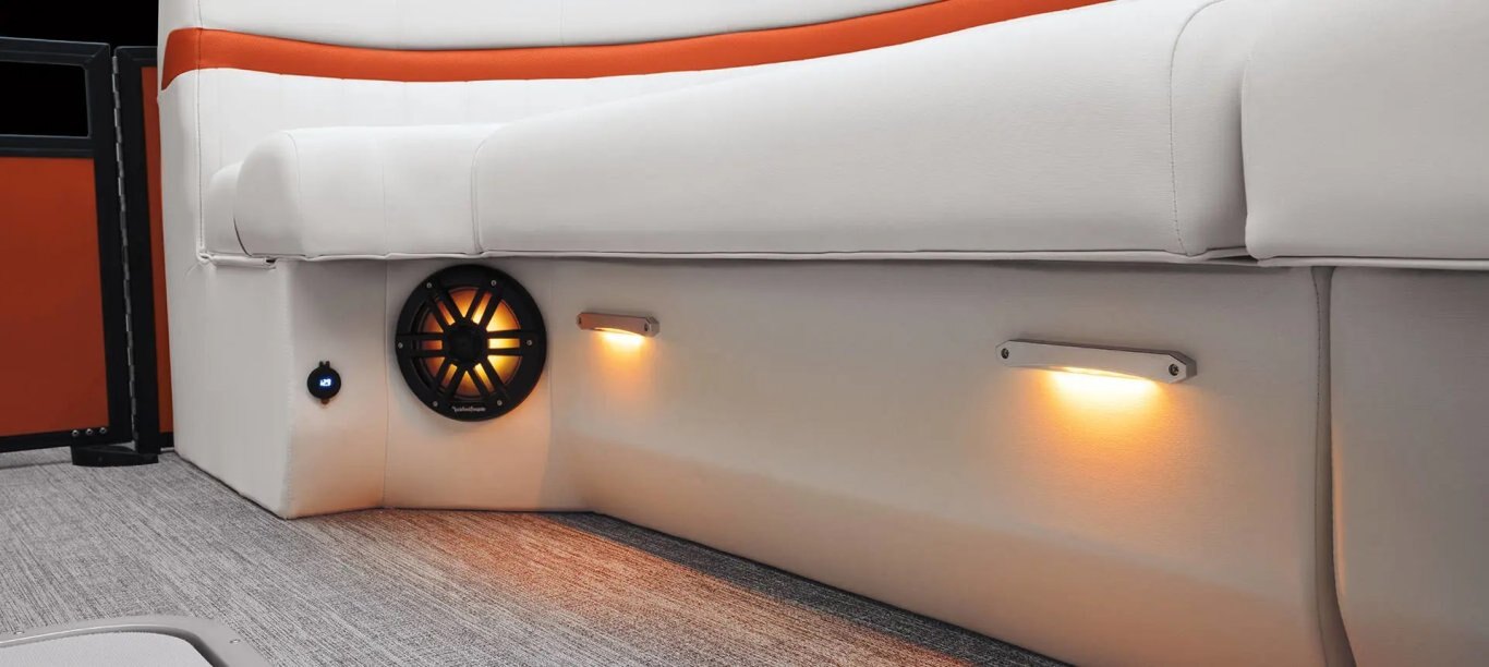 2026 Bennington LX Sport Line 23 LXS Swingback