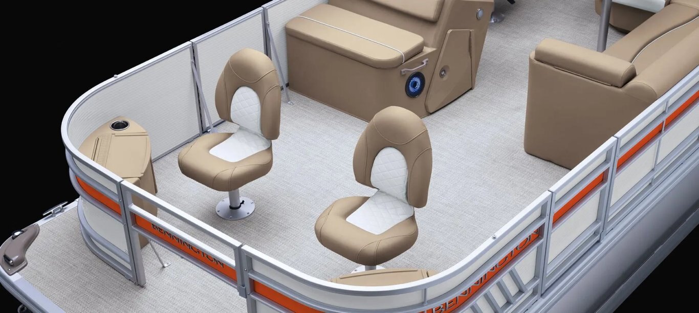 2026 Bennington L Line 24 L Stern Radius Quad Bench