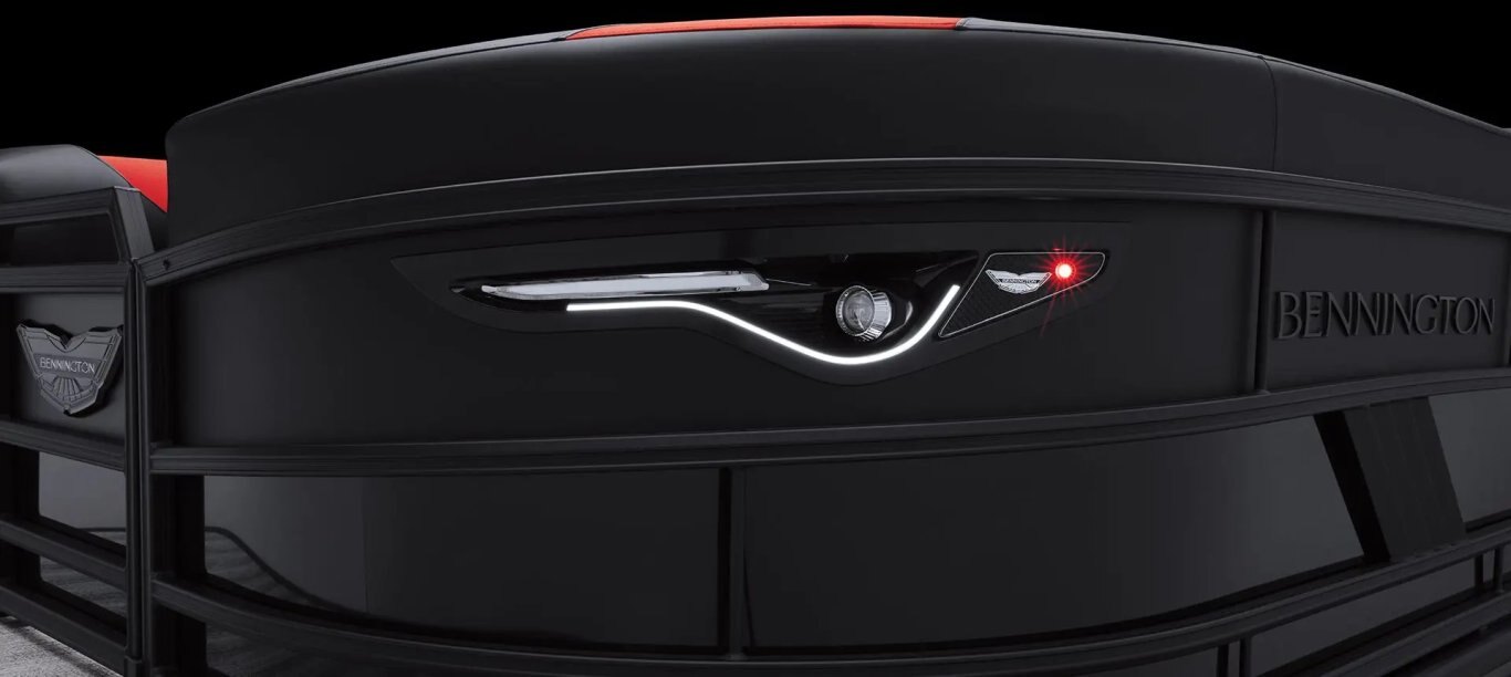 2026 Bennington M Line 26 M L Bench