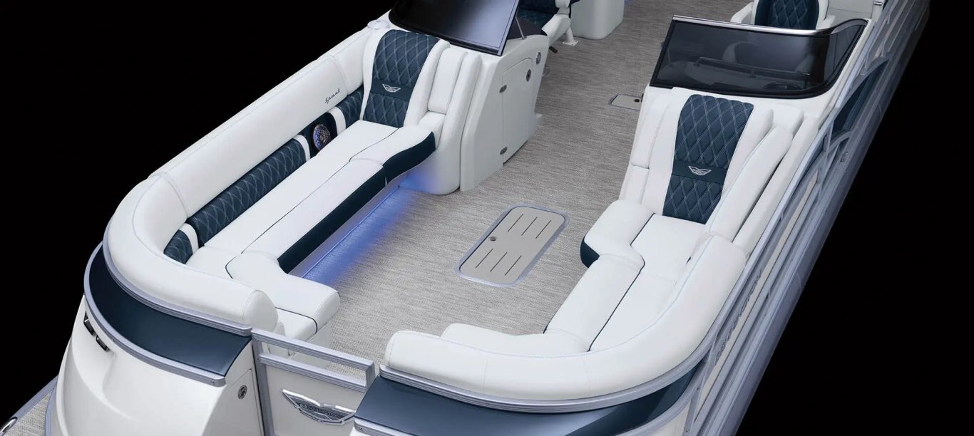 2026 Bennington Q Line 23 Q STERN LOUNGE