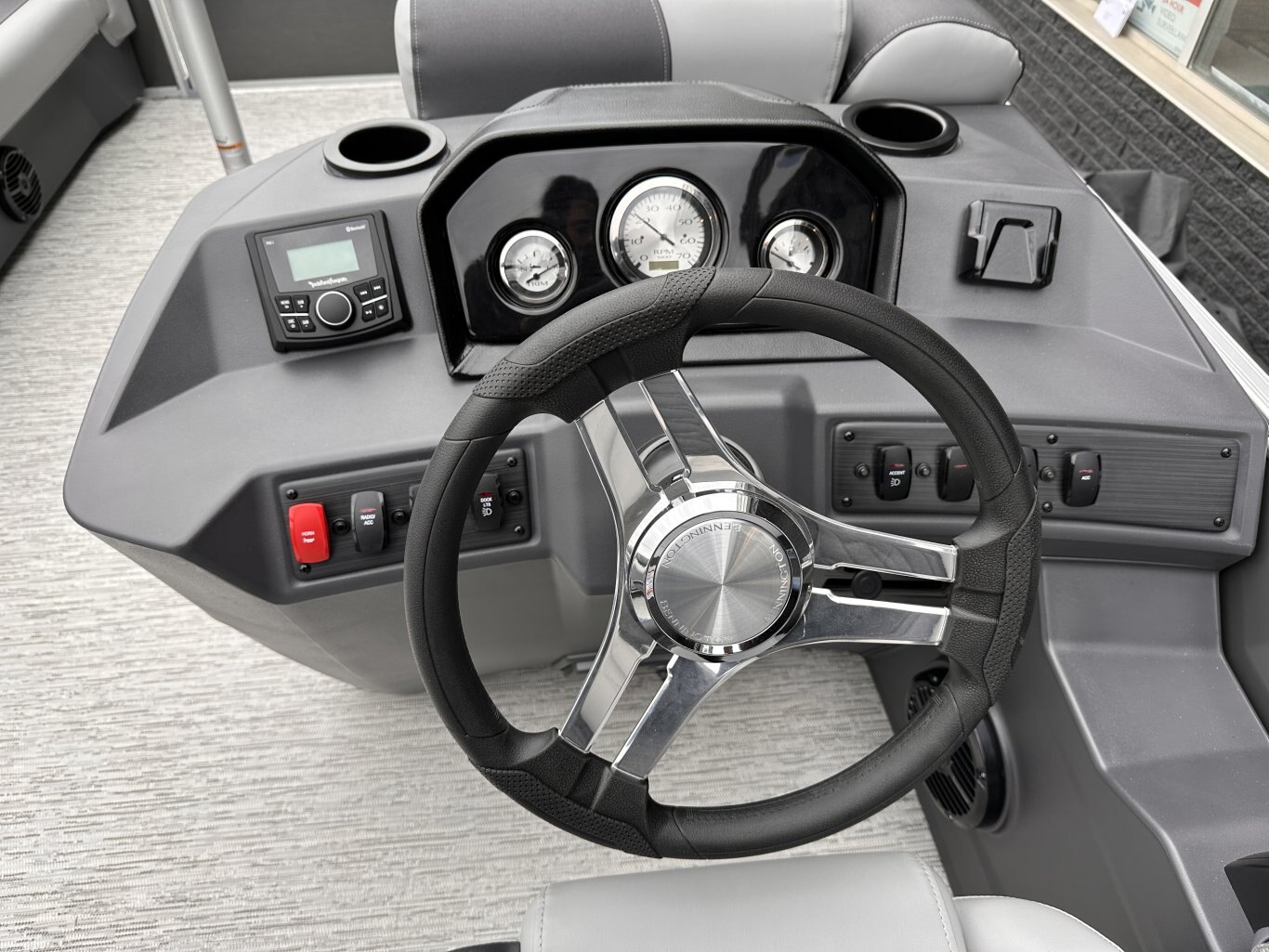 2026 BENNINGTON 21SSBSE YAMAHA VF115XB
