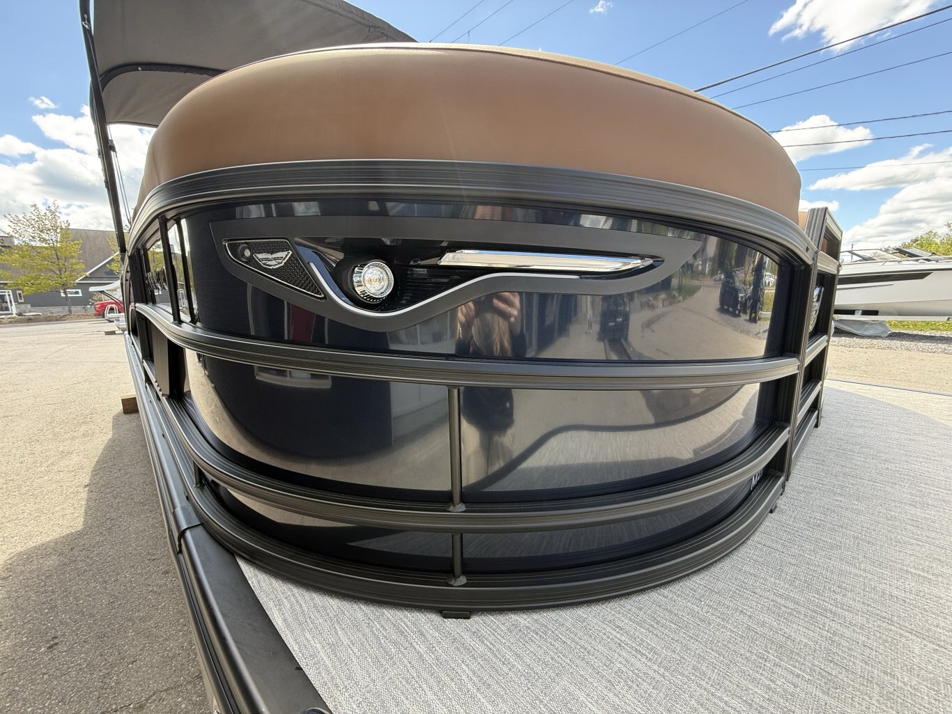 2026 Bennington 23 M Center SwingBack Yamaha VF200 VMAX SHO