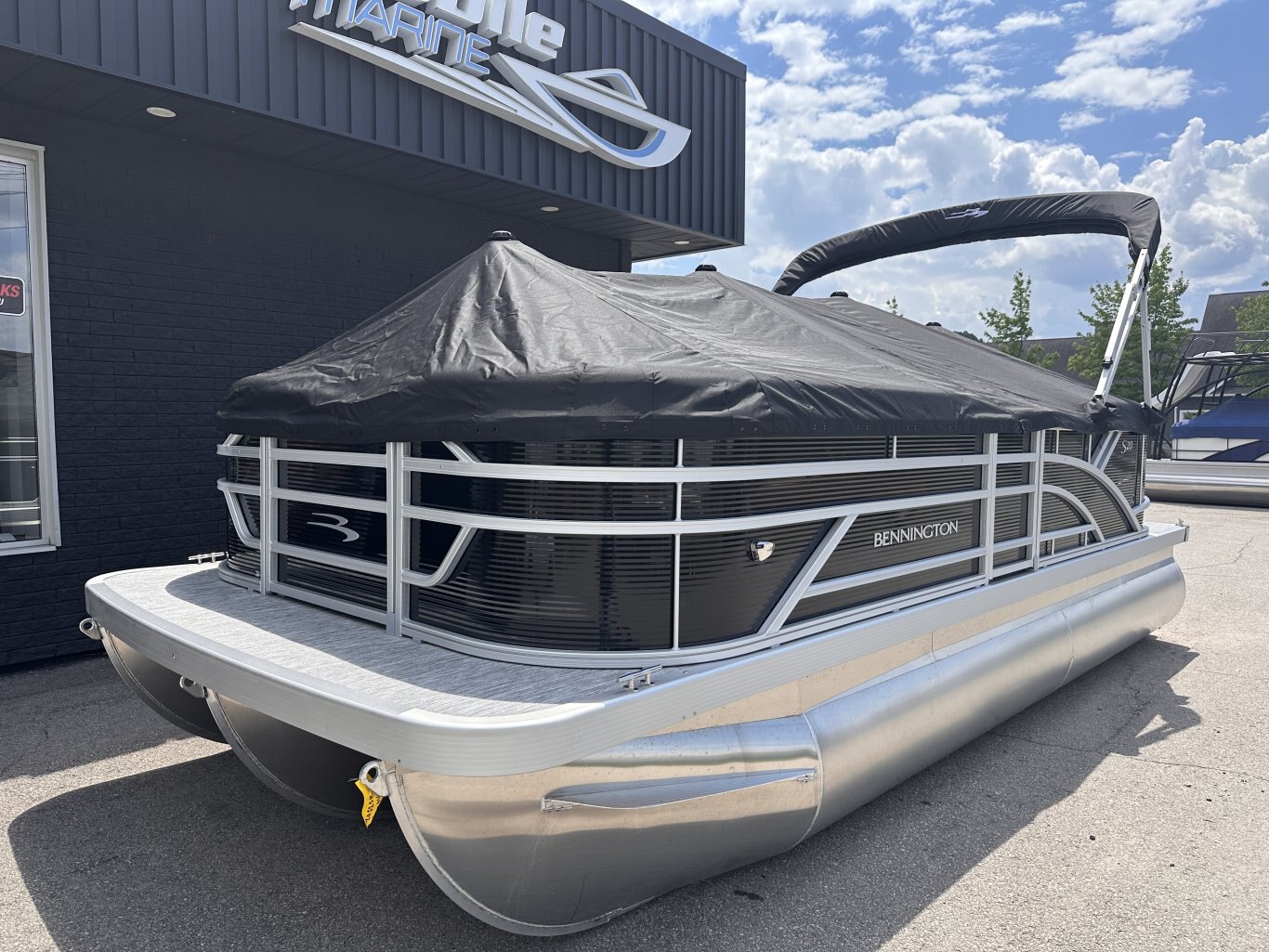 2027 Bennington S One 20 Quad Bench Yamaha F115XB