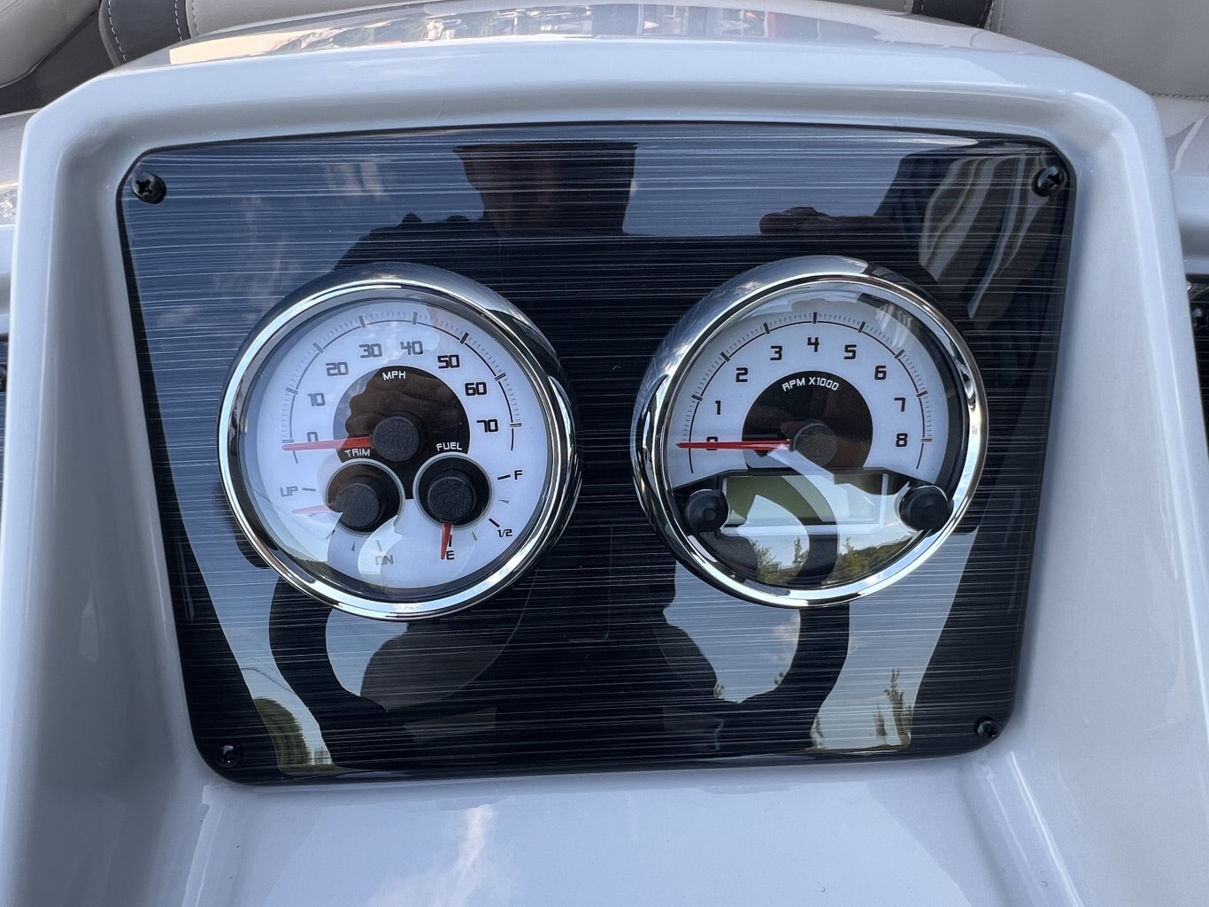 2027 SYLVAN MIRAGE 818 CRS 60HP YAMAHA T60LC