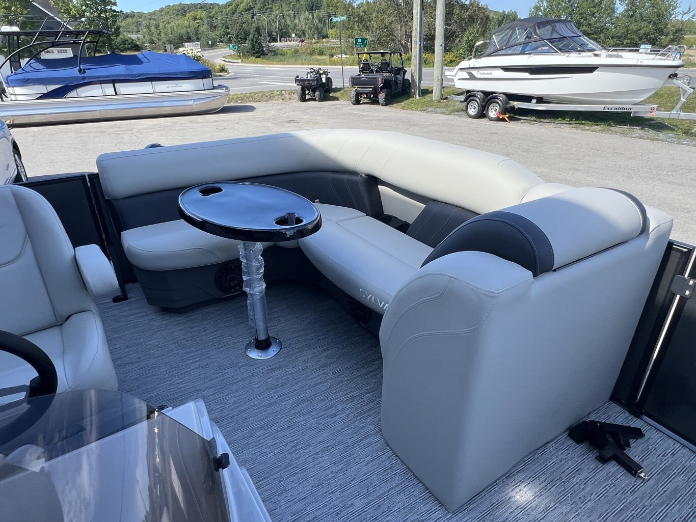 2027 SYLVAN MIRAGE 818 CRS 60HP YAMAHA T60LC