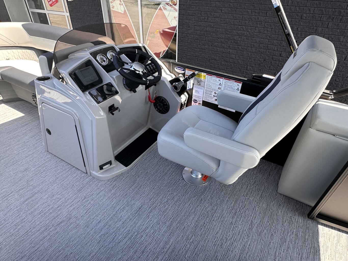 2027 SYLVAN Q 22 CLZ DH 150HP YAMAHA VF150LB