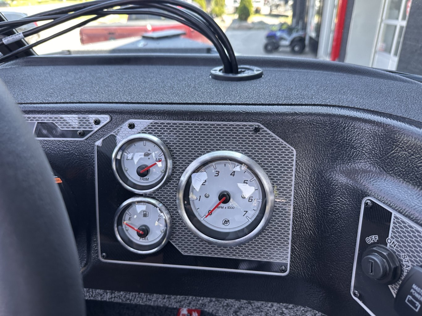 2027 1775 IMPACT XS MERCURY 115EXLPT PRO XS
