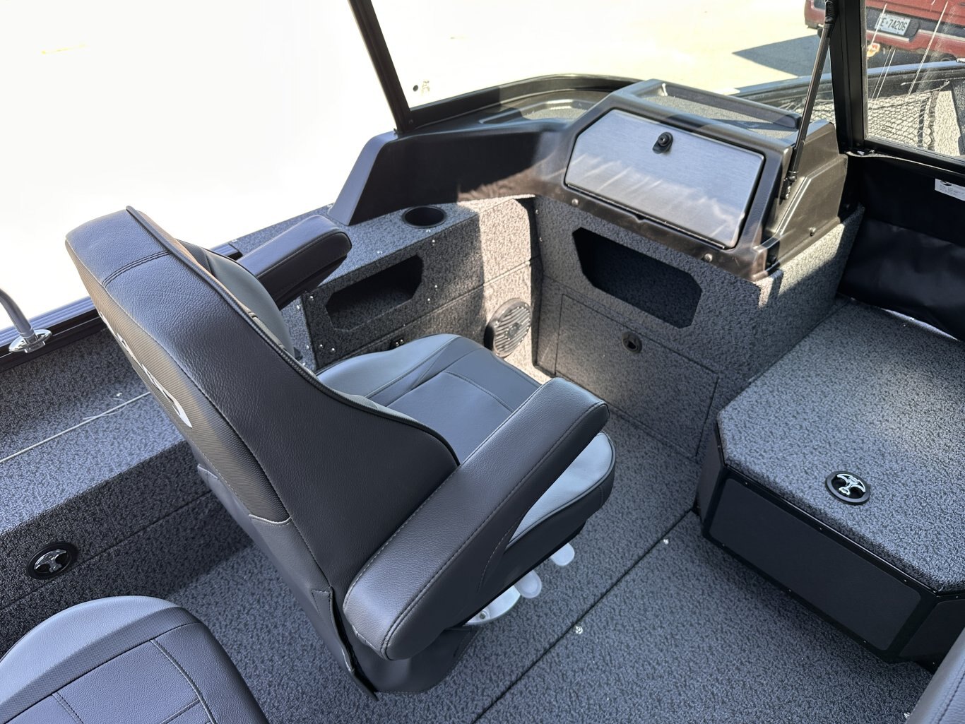 2027 1775 IMPACT XS MERCURY 115EXLPT PRO XS