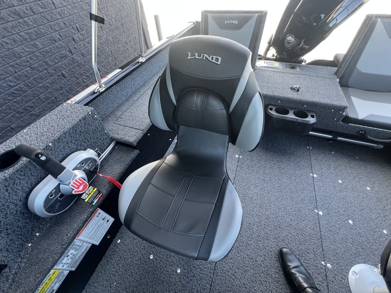2027 LUND 1700 ADVENTURE SPORT MERCURY 90ELPT