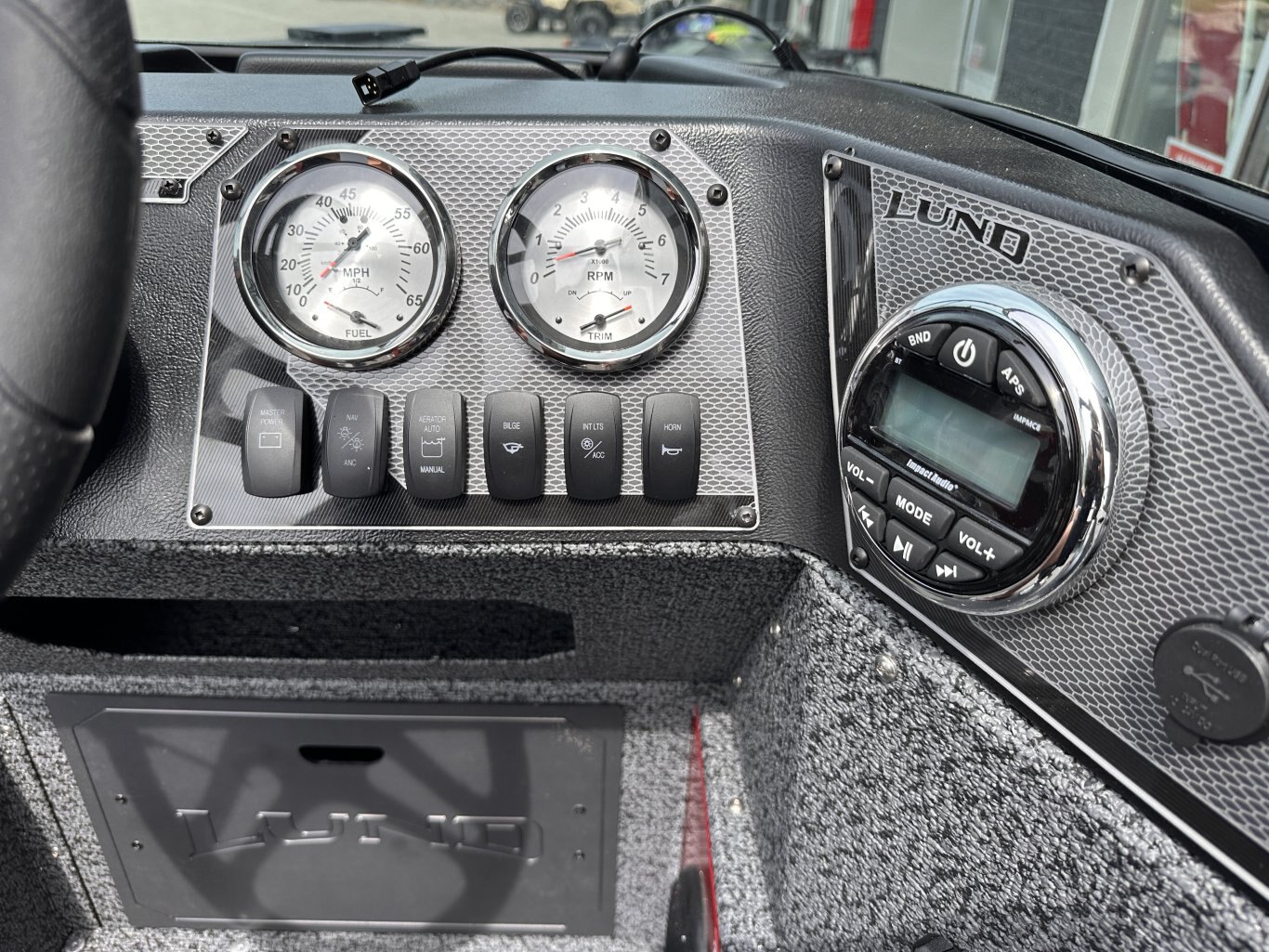 2027 LUND 1700 ADVENTURE SPORT MERCURY 90ELPT