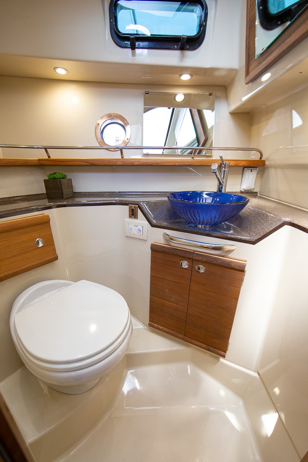 Ranger Tugs R 29 SEDAN