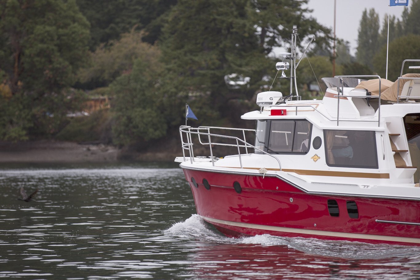 Ranger Tugs R 29 COMMAND BRIDGE