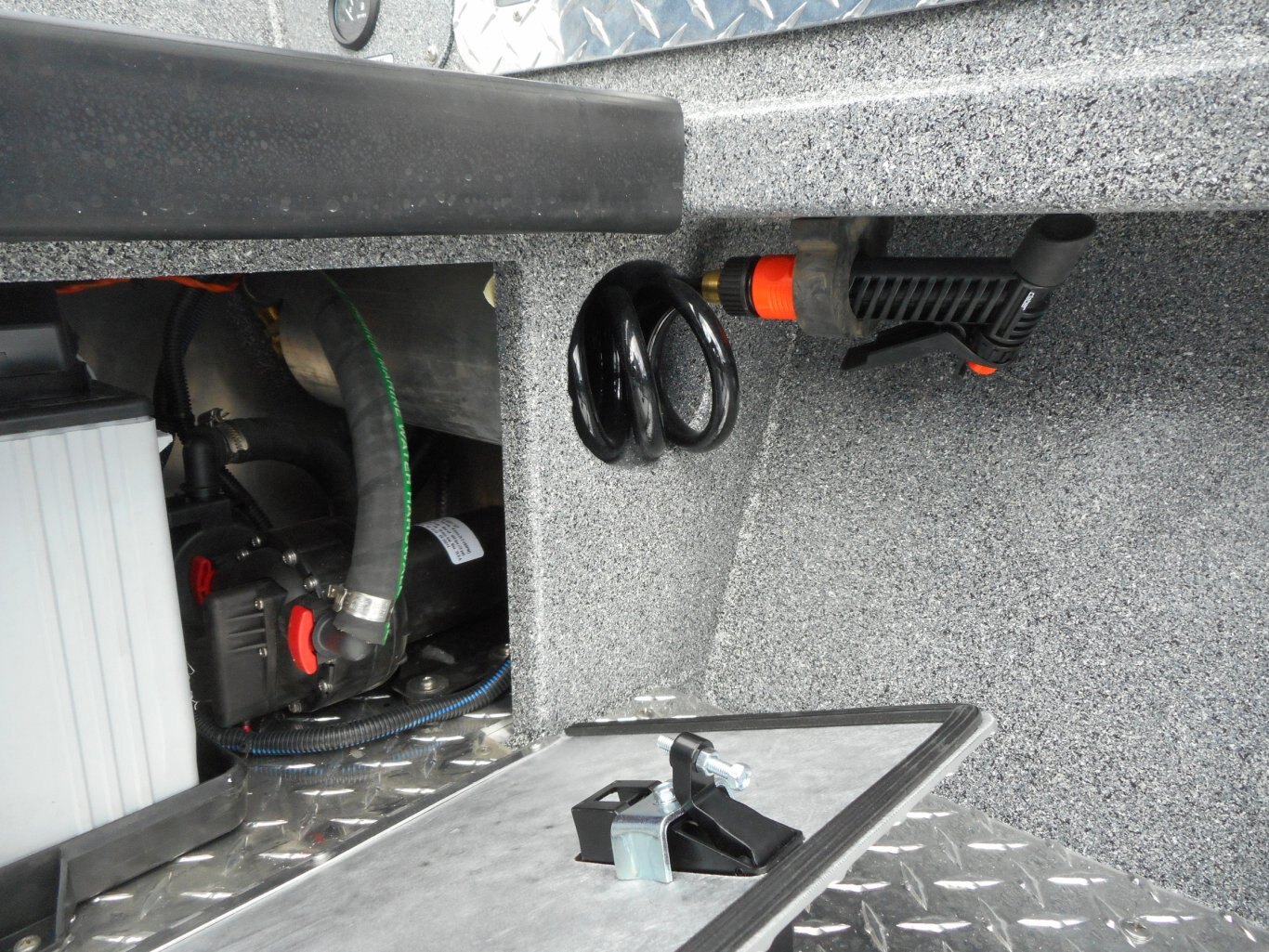 2025 North River SEAHAWK