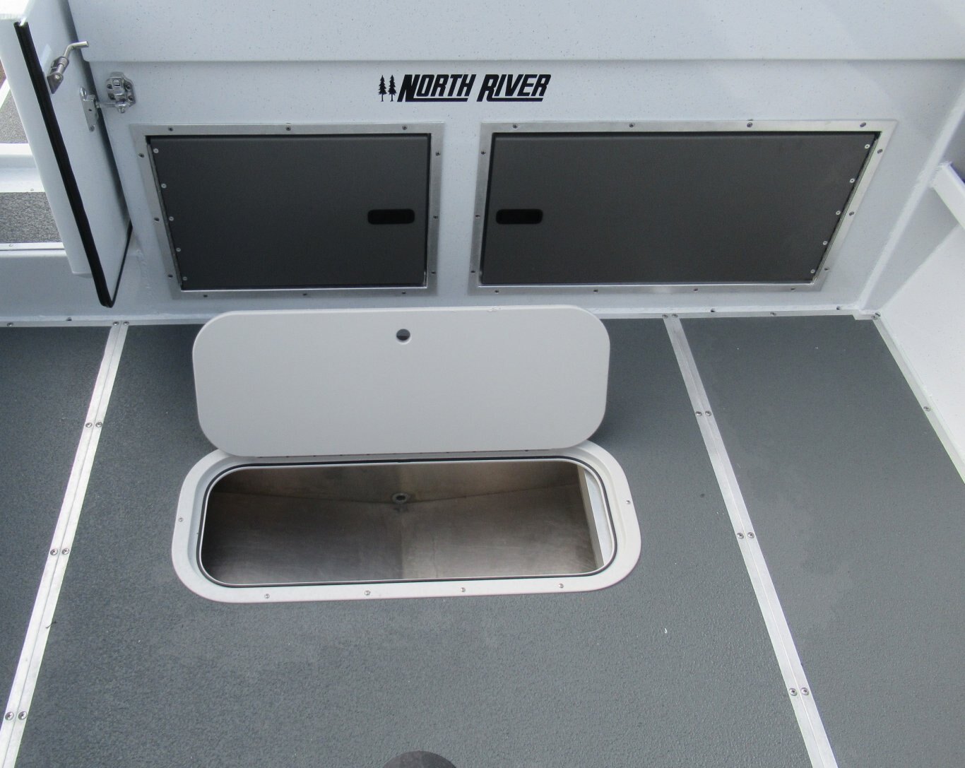 2025 North River HARD TOP