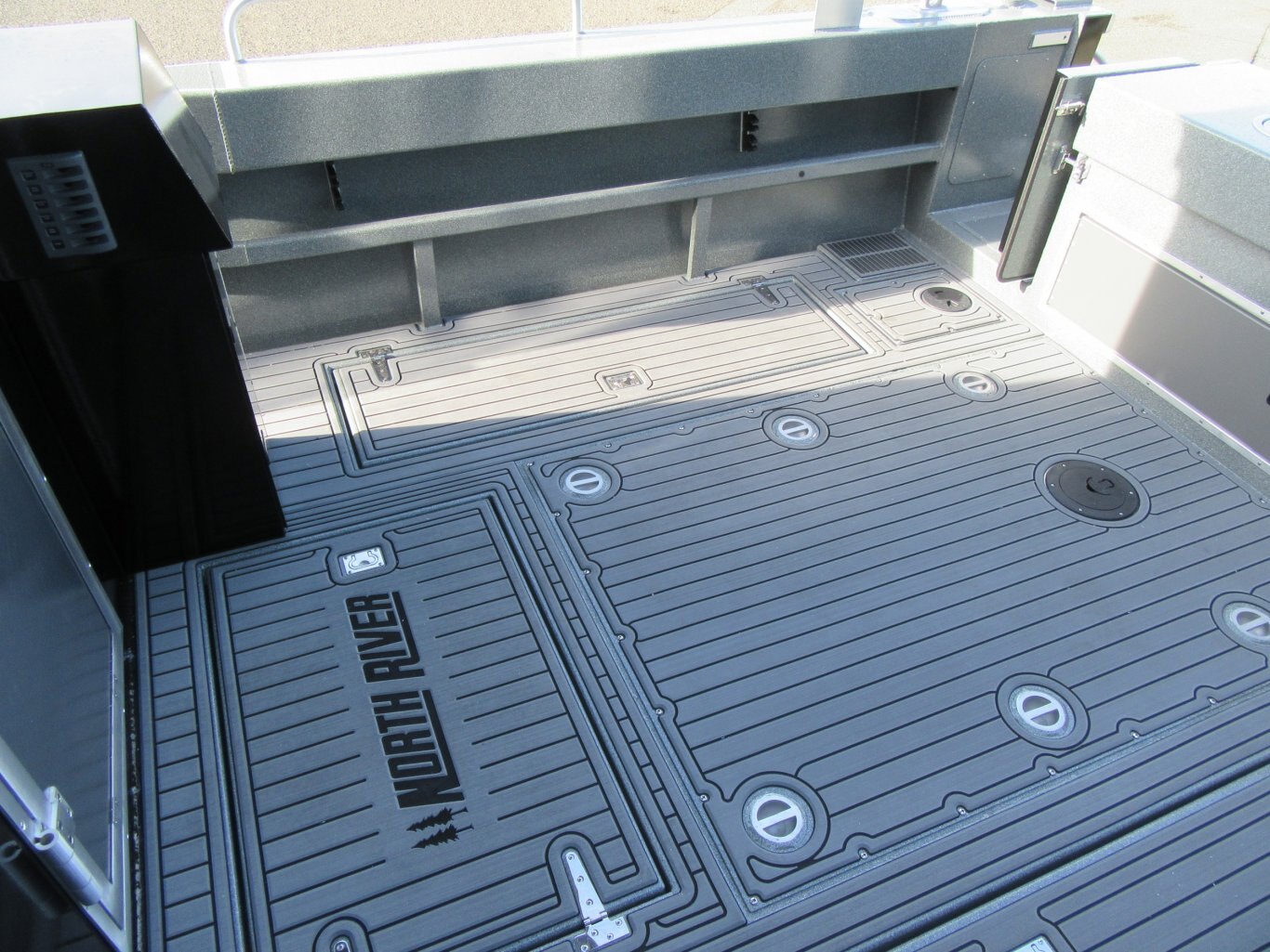 2025 North River SEAHAWK OFFSHORE S SERIES