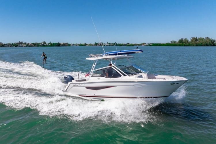 2025 Solara S 250 Dual Console