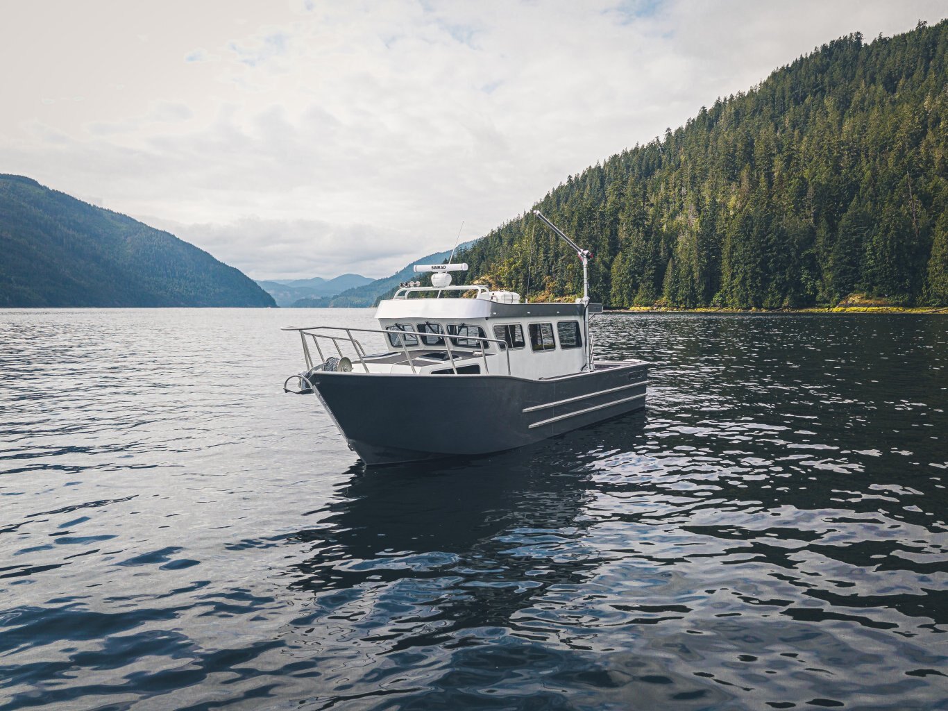 2025 North River 3700 VXL Voyager