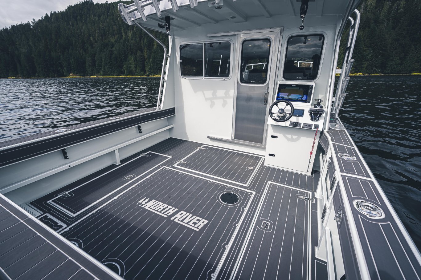 2025 North River 3700 VXL Voyager