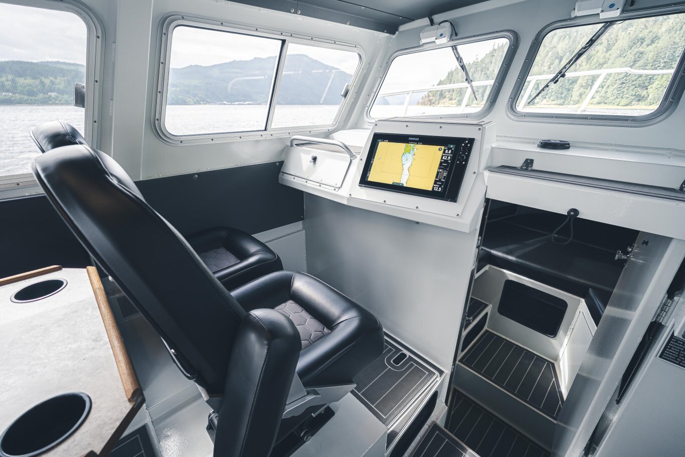 2025 North River 3700 VXL Voyager