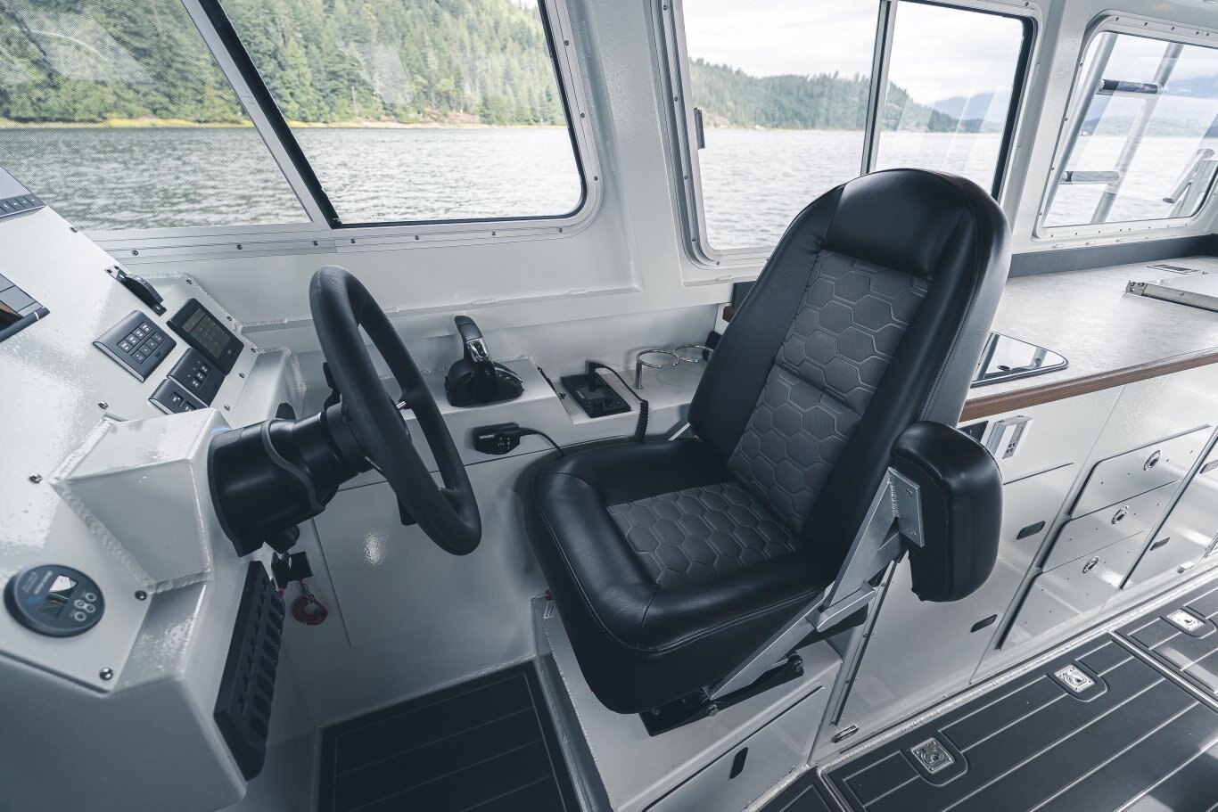 2025 North River 3700 VXL Voyager