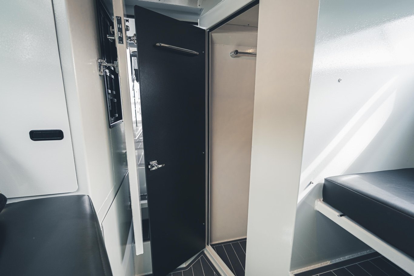 2025 North River 3700 VXL Voyager