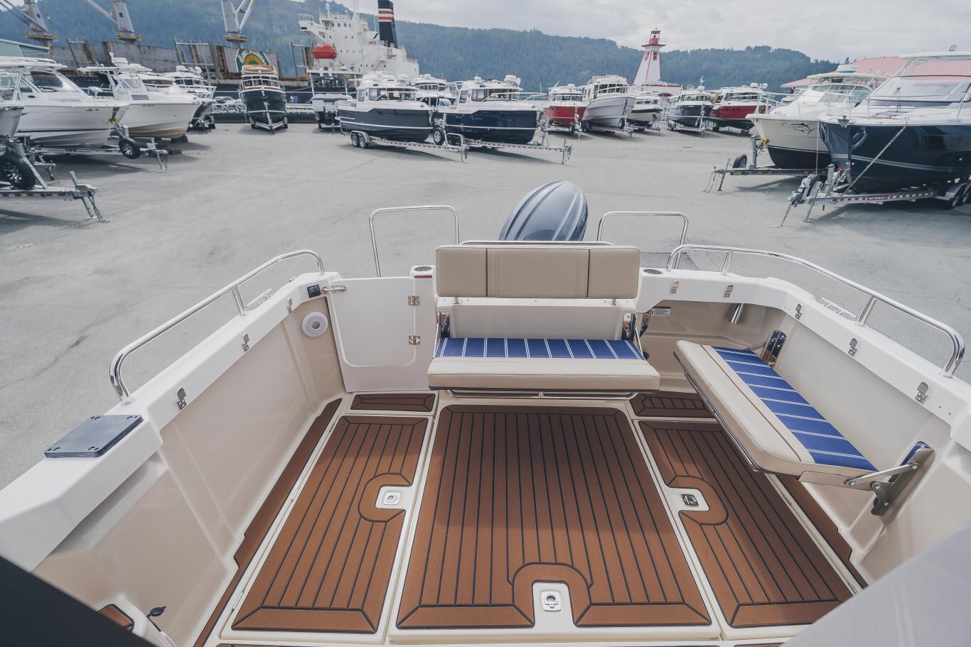 2025 Ranger Tugs R 23