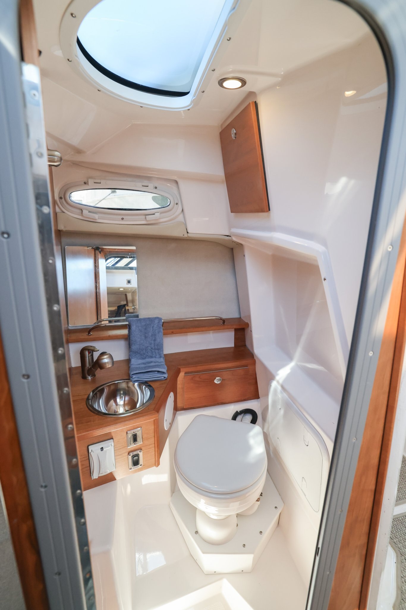 2026 Cutwater C 248 C