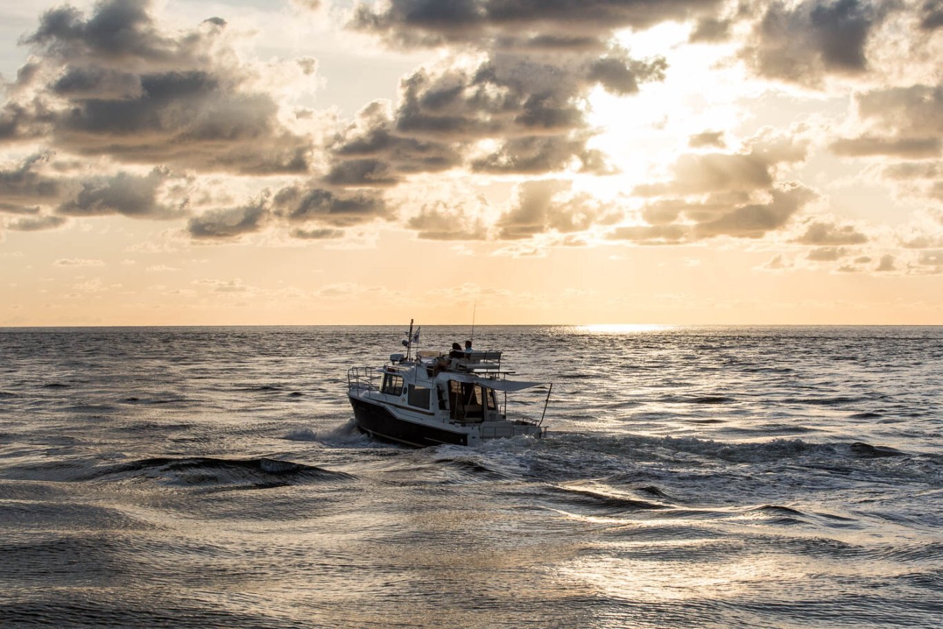 2026 Ranger Tugs R 29 CB