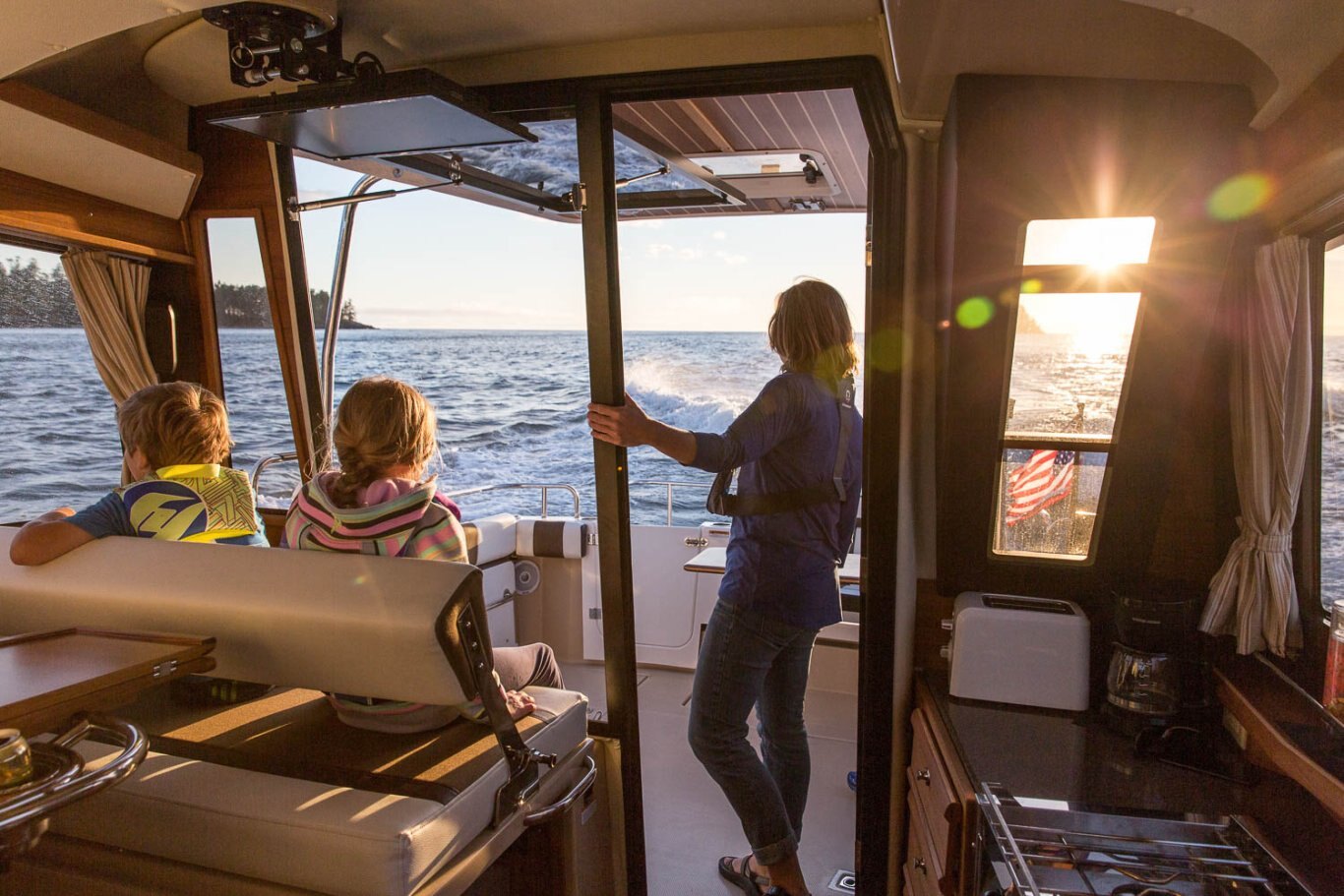 2026 Ranger Tugs R 29 CB