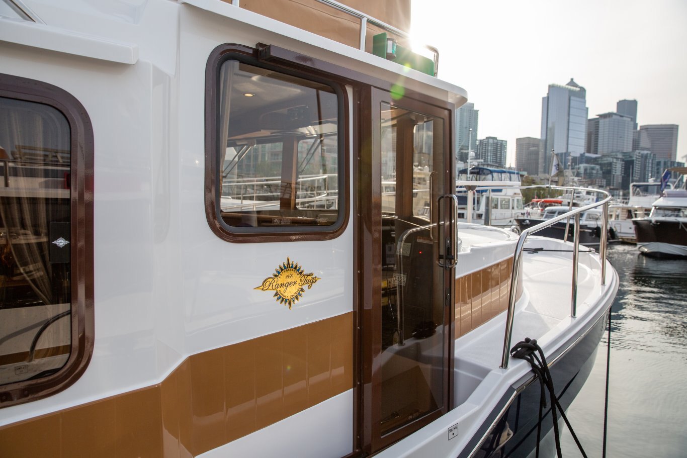 2026 Ranger Tugs R 31 CB