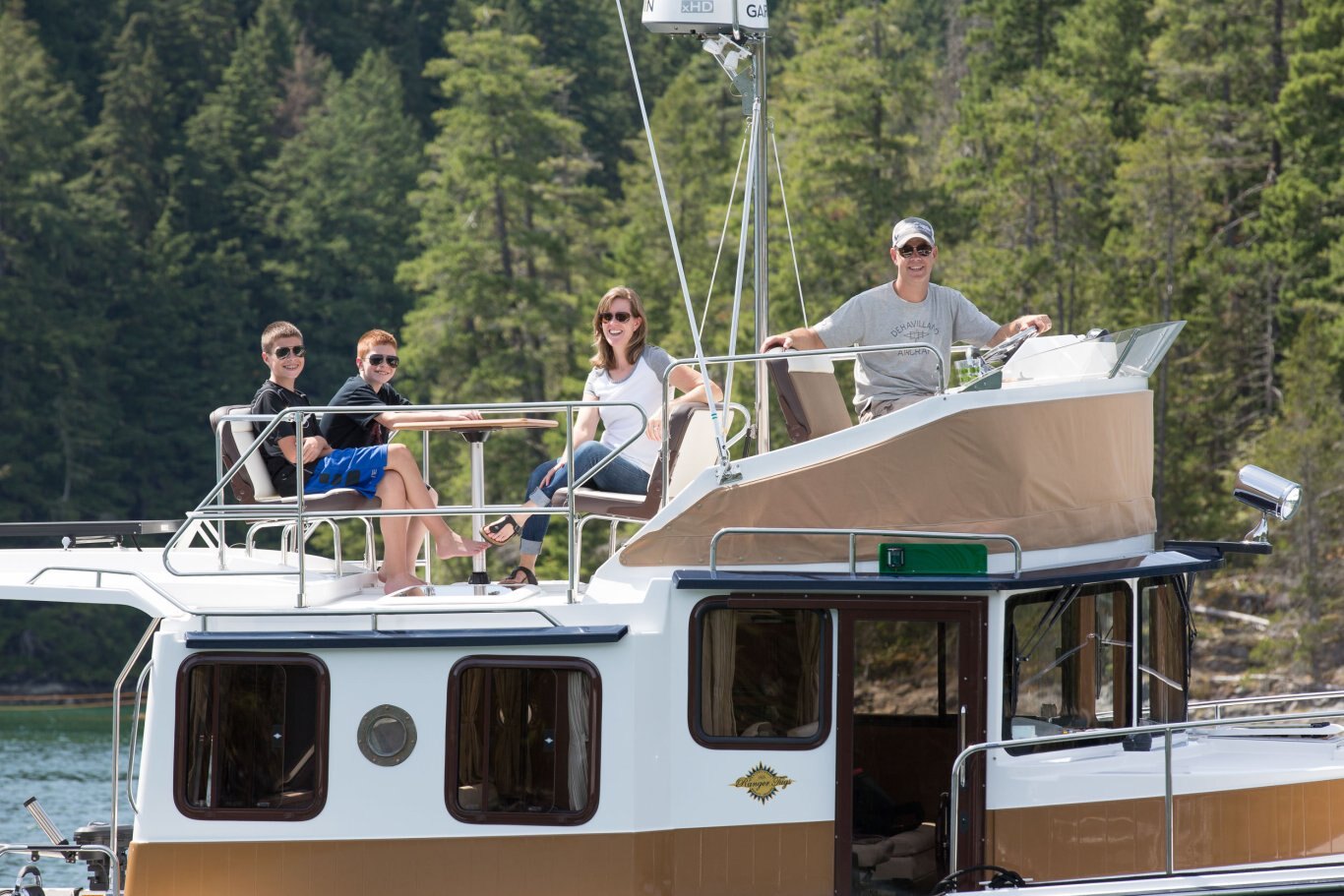 2026 Ranger Tugs R 31 CB