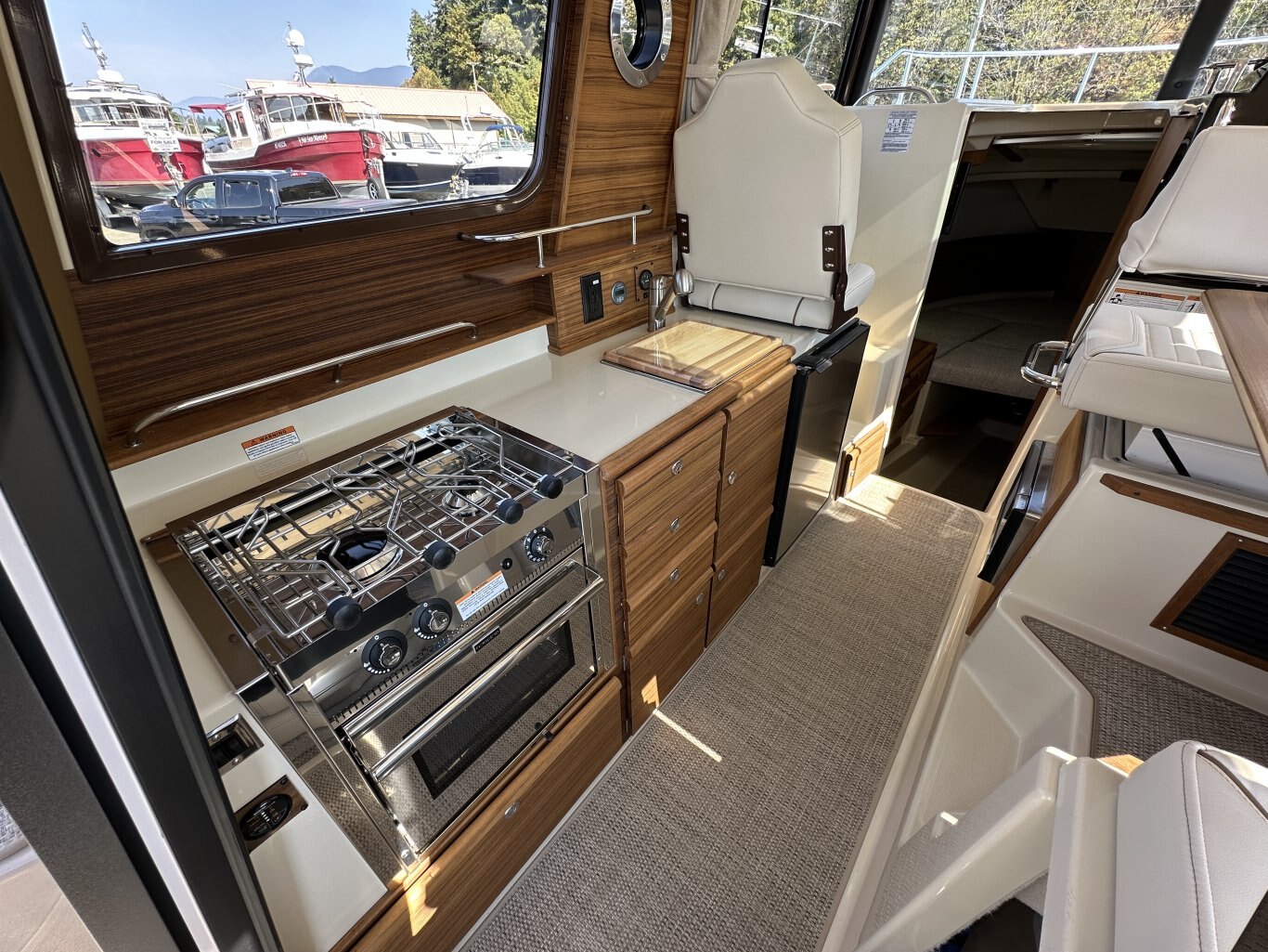 2026 Ranger Tugs R 27