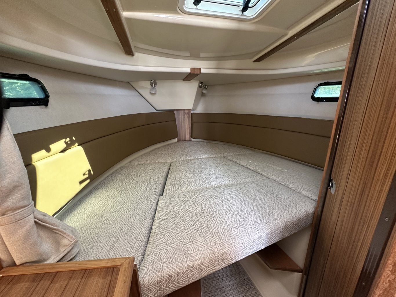 2026 Ranger Tugs R 27