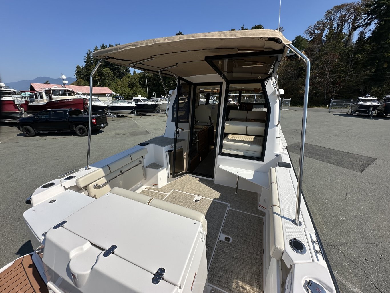 2026 Ranger Tugs R 27