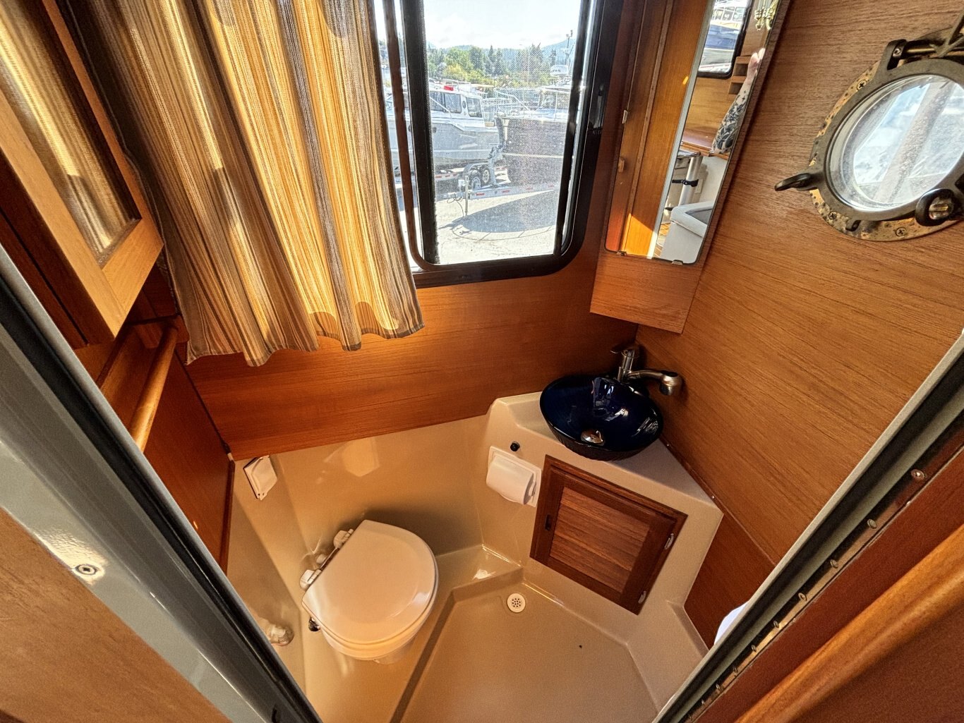 2015 Ranger Tugs R 27