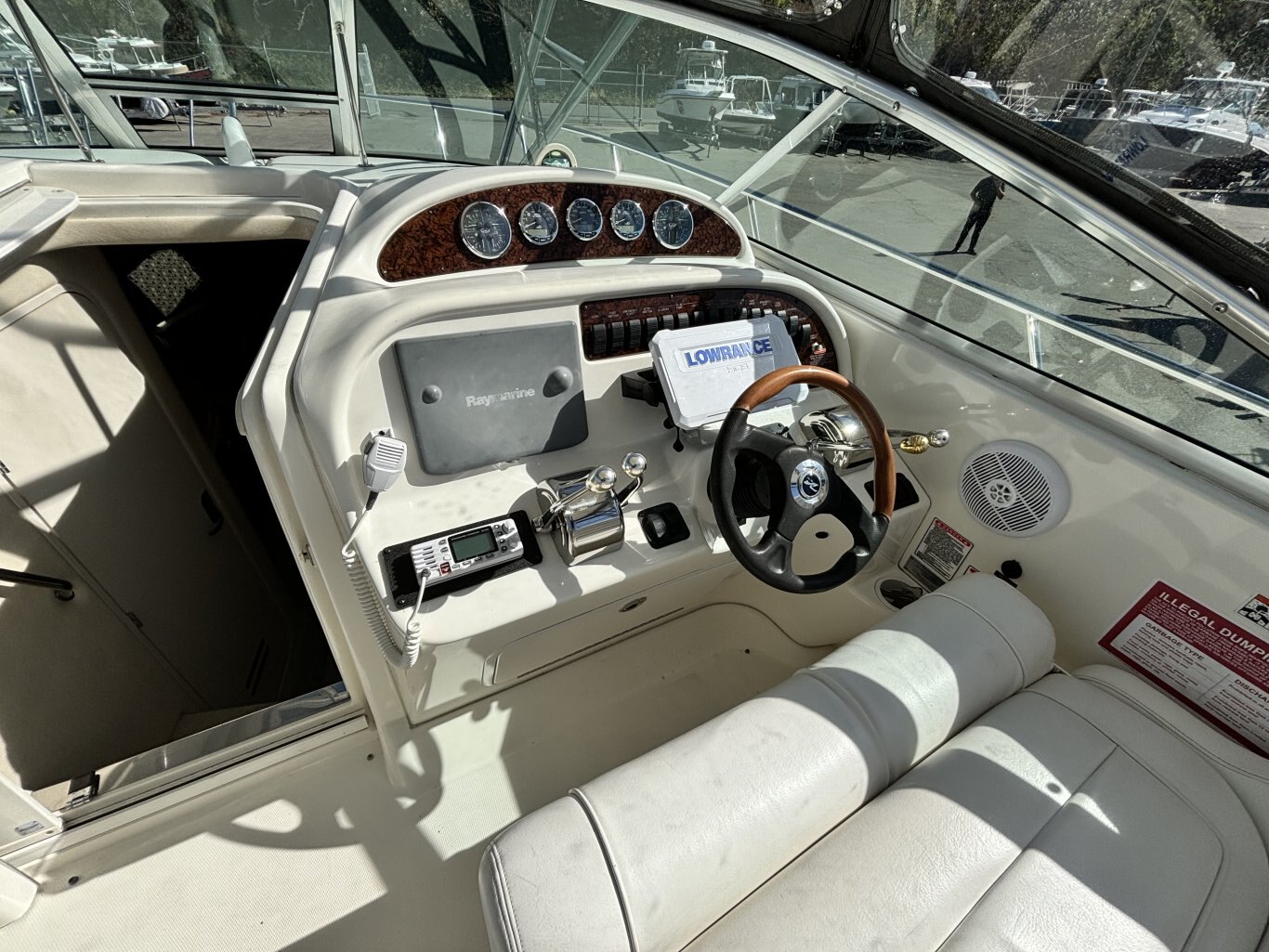 2005 Sea Ray 290 Amberjack