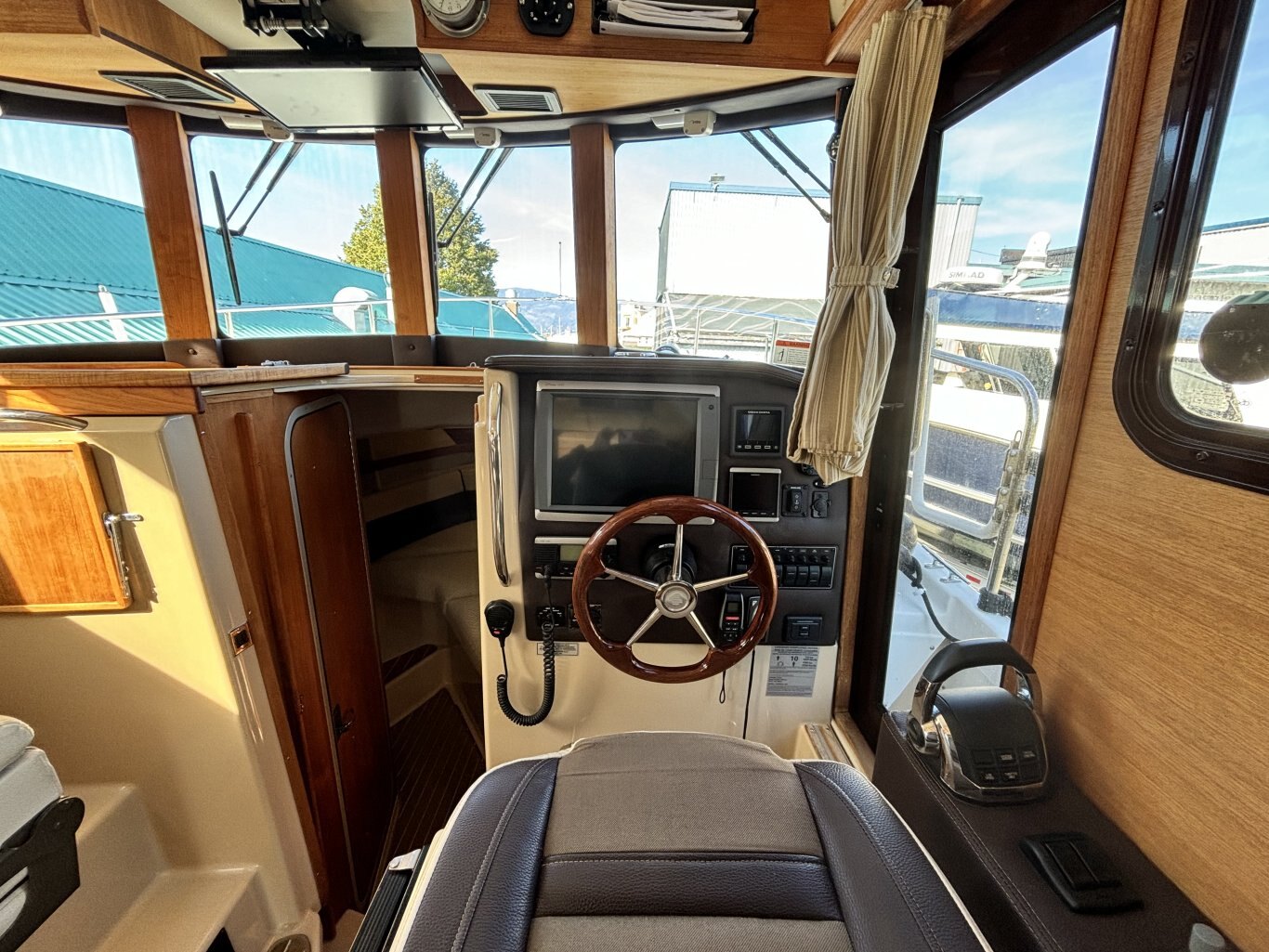 2015 Ranger Tugs R 31 CB