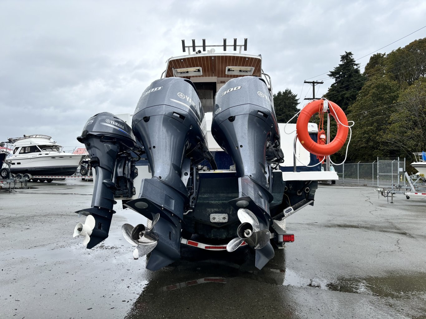 2019 Cutwater C 302 Coupe